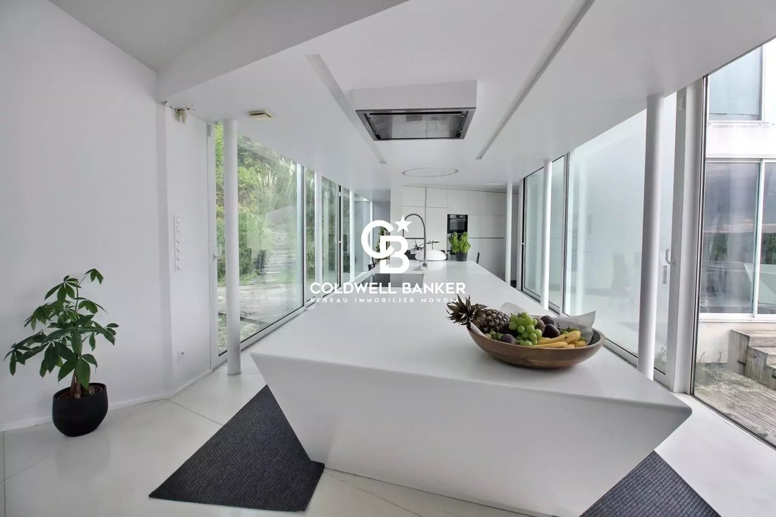 House in Bouliac, Nouvelle-Aquitaine, France 2 - 12881685