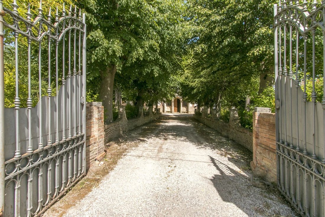 Apartment in Civitella del Tronto, Abruzzo, Italy 5 - 12310316