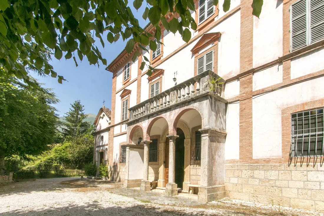 Apartment in Civitella del Tronto, Abruzzo, Italy 1 - 12310316