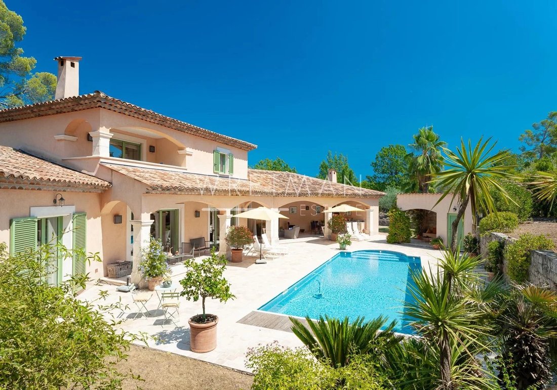 Luxurious Villa In Green Setting In Fayence, Provence Alpes Côte D'azur