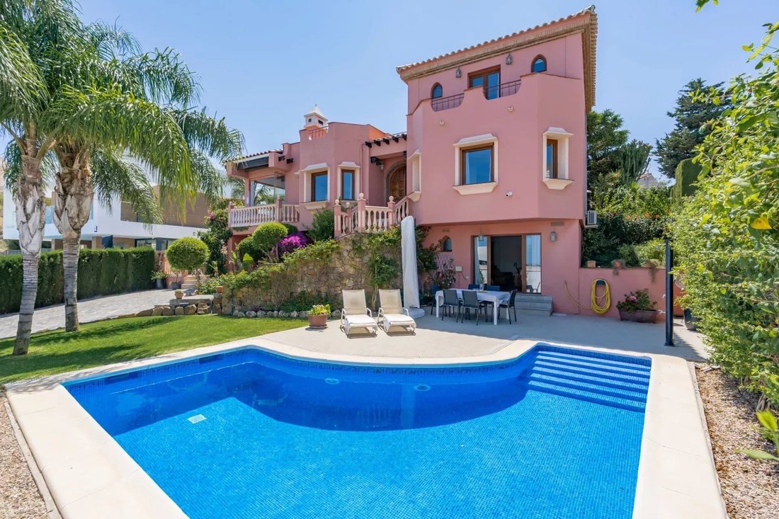 Superb Villa In Valle Romano, Estepona West, With In Marbella