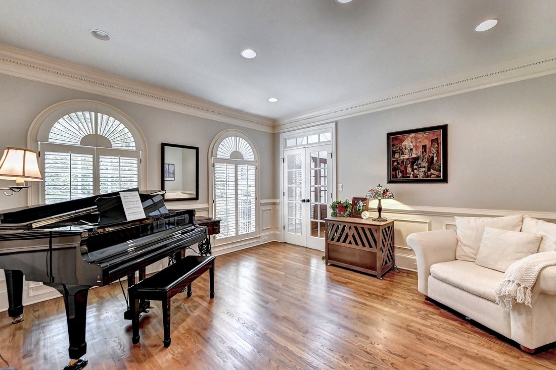 To 3860 Redcoat Way In Sought In Johns Creek, United