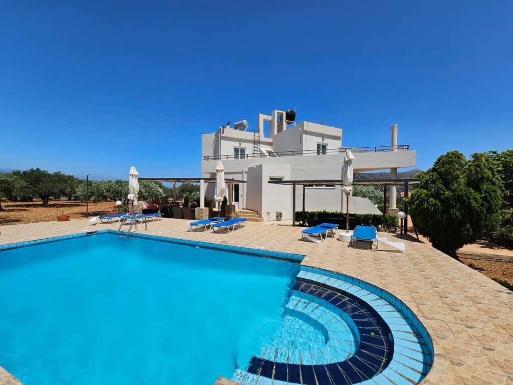 Villa in Community of Kavousi, Ierapetra, Greece 1 - 12951009
