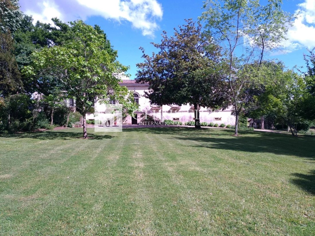 House in Latresne, Nouvelle-Aquitaine, France 5 - 11503392