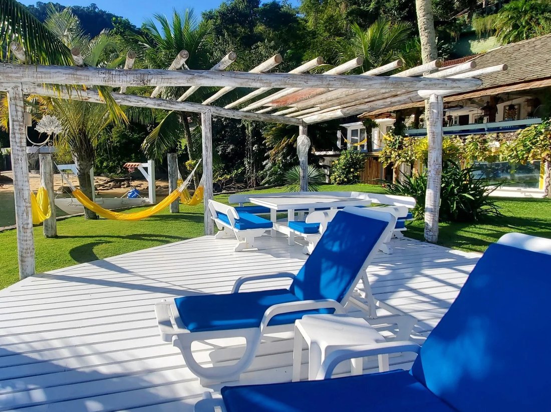 Ang201 Charming 10 Room Villa In Vila Velha, State Of Rio De Janeiro