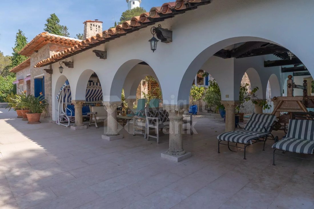 Villa in Saint-Jean-Cap-Ferrat, Provence-Alpes-Côte d'Azur, France 4 - 12722594