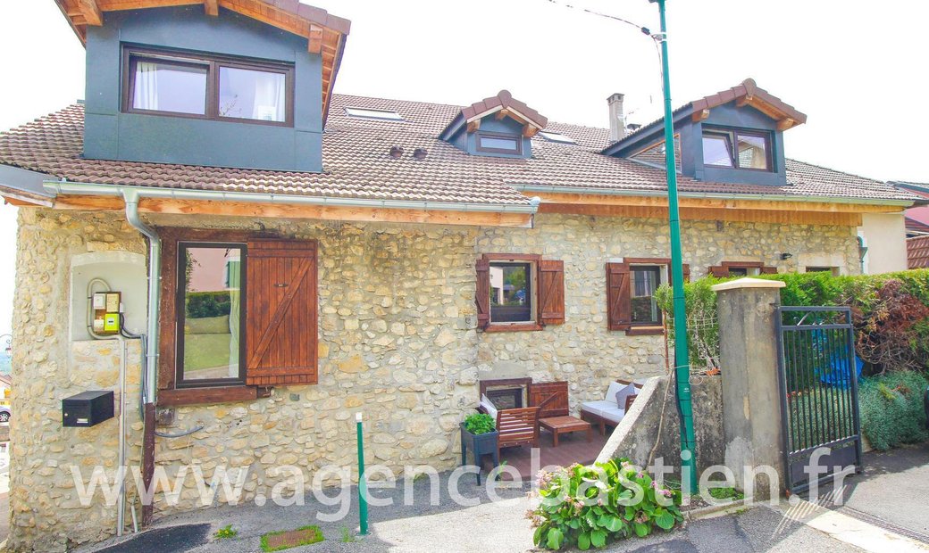 Gex Centre — Rare Magnifique Maison De Dans Gex, Auvergne Rhône Alpes