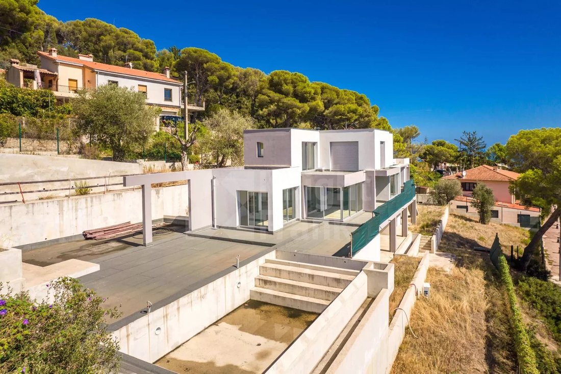 Villa in Beausoleil, Provence-Alpes-Côte d'Azur, France 4 - 12722546