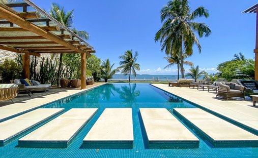 Villa in Ponta de Manguinhos, State of Rio de Janeiro, Brazil 1