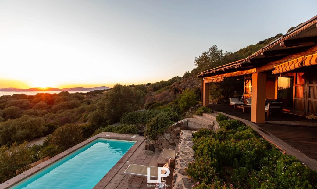 Villa Alghero In Alghero, Sardinia, Italy For Sale (12521696)