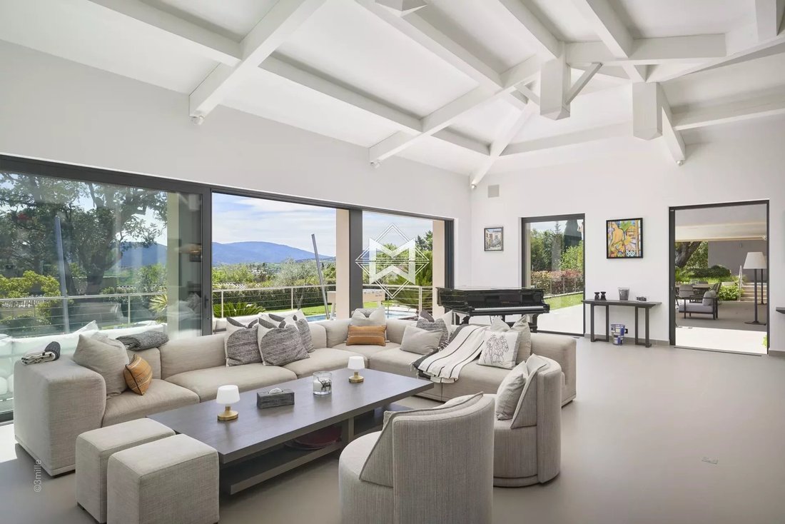 House in Grimaud, Provence-Alpes-Côte d'Azur, France 5 - 12755366