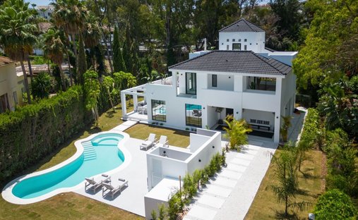 Villa in Nueva Andalucia, Marbella, Spain 1