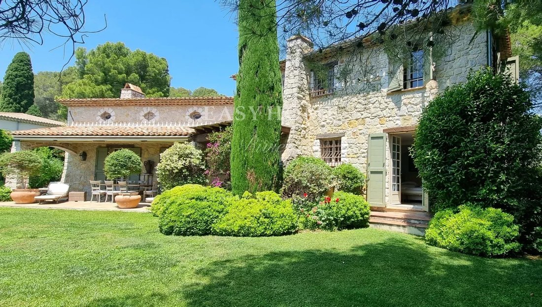 Mougins House Villa In Mougins, Provence Alpes Côte D'azur, France For