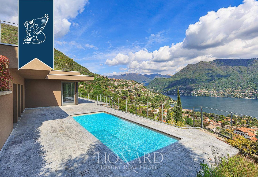 Modern Luxury Villa With A View Of Lake Como For In Cernobbio, Lombardy