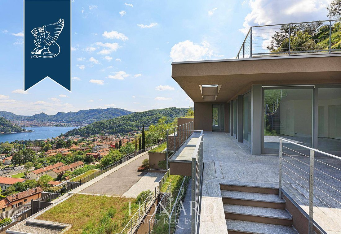 Modern Villa For Sale In Cernobbio, By Lake Como