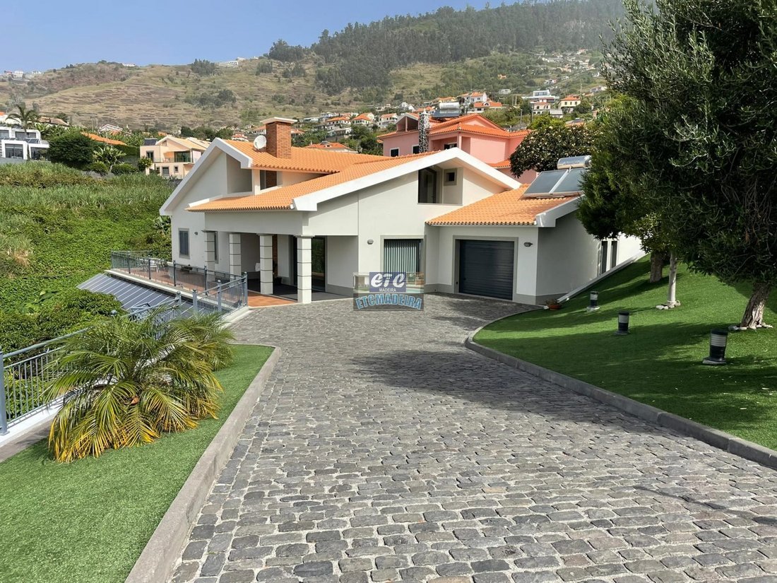 Stadthaus in Estreito da Calheta, Autonome Region Madeira, Portugal 5 - 12282839