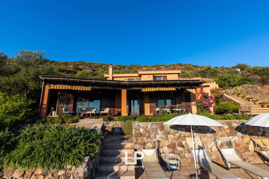 Villa Alghero In Alghero, Sardinia, Italy For Sale (12521696)