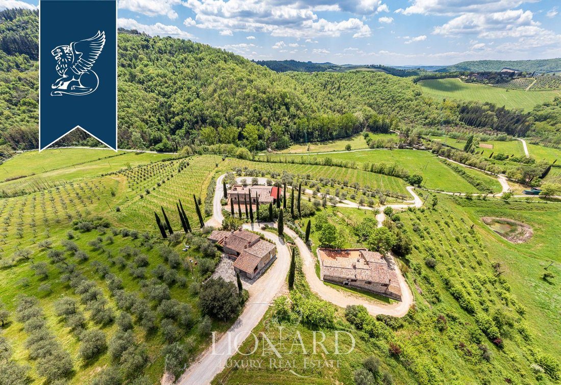 Villa in Gaiole in Chianti, Tuscany, Italy 1 - 13058246