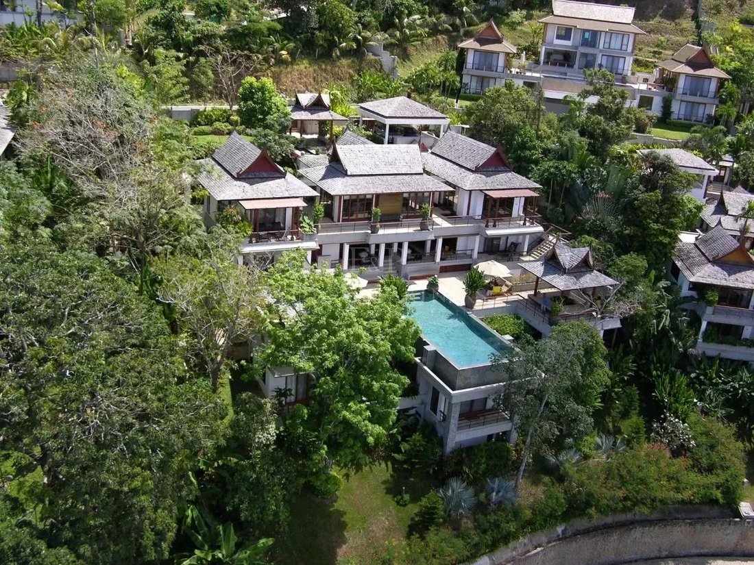 Villa in Choeng Thale, Phuket, Thailand 1 - 12870317