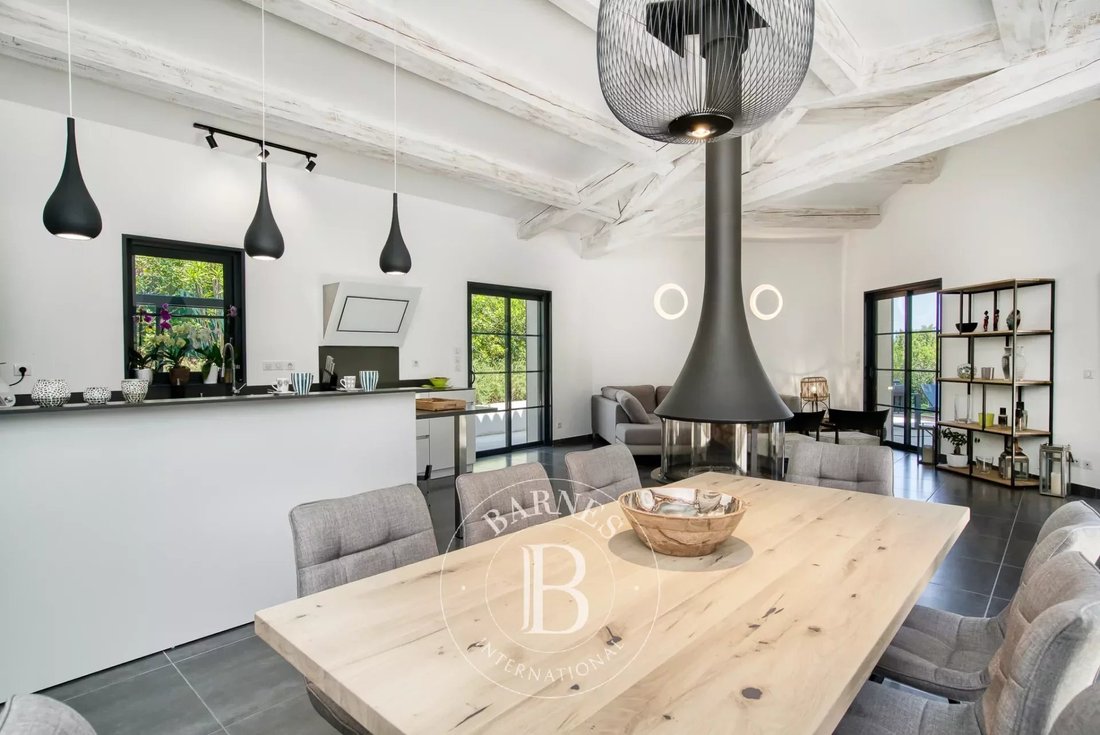Villa in Saint-Tropez, Provence-Alpes-Côte d'Azur, France 3 - 12898317