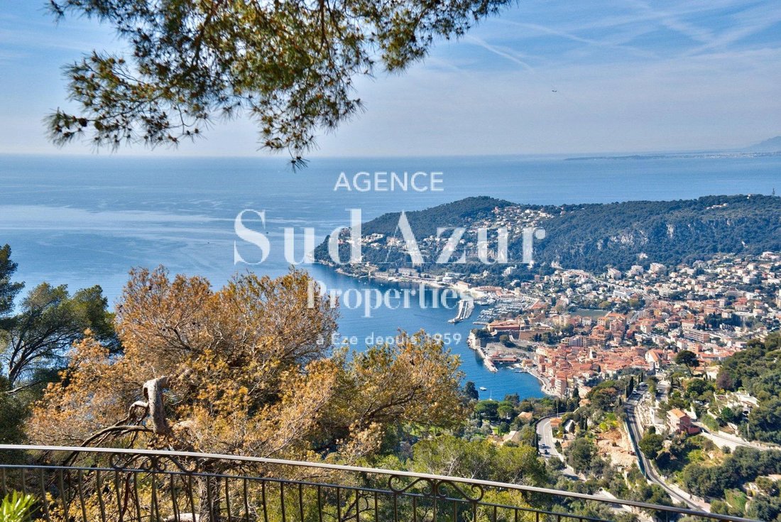 House For Sale, In Villefranche Sur Mer, Provence Alpes Côte D'azur, France For Sale (12330025)