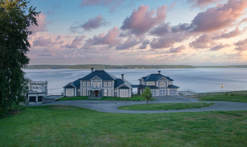 Stunning Waterfront Estate In Olympia, Washington, United States For