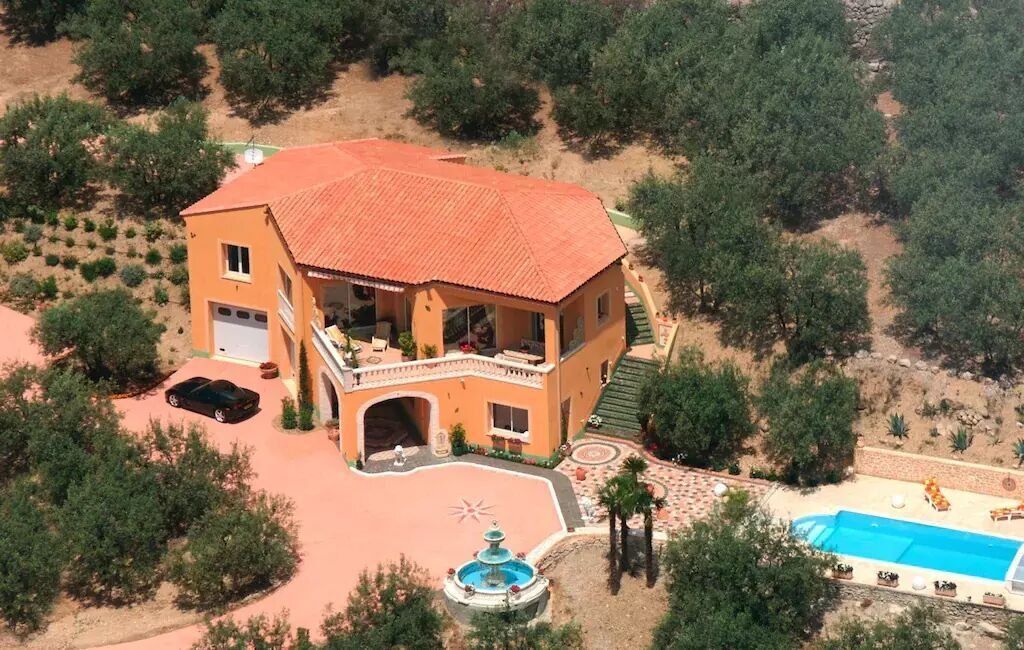 Villa De 230 M² Sur Un In Buis Les Baronnies, Auvergne Rhône Alpes