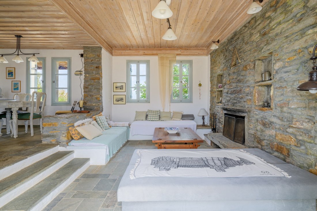 Wonderful In Kéa, Greece For Sale (13061484)