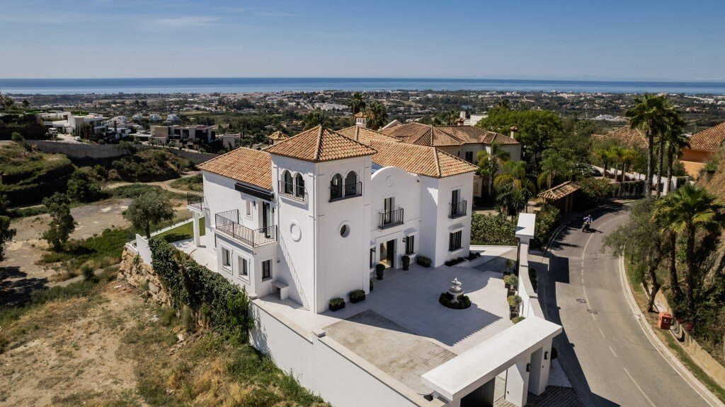Villa in Benahavis, Andalusia, Spain 3 - 13062160