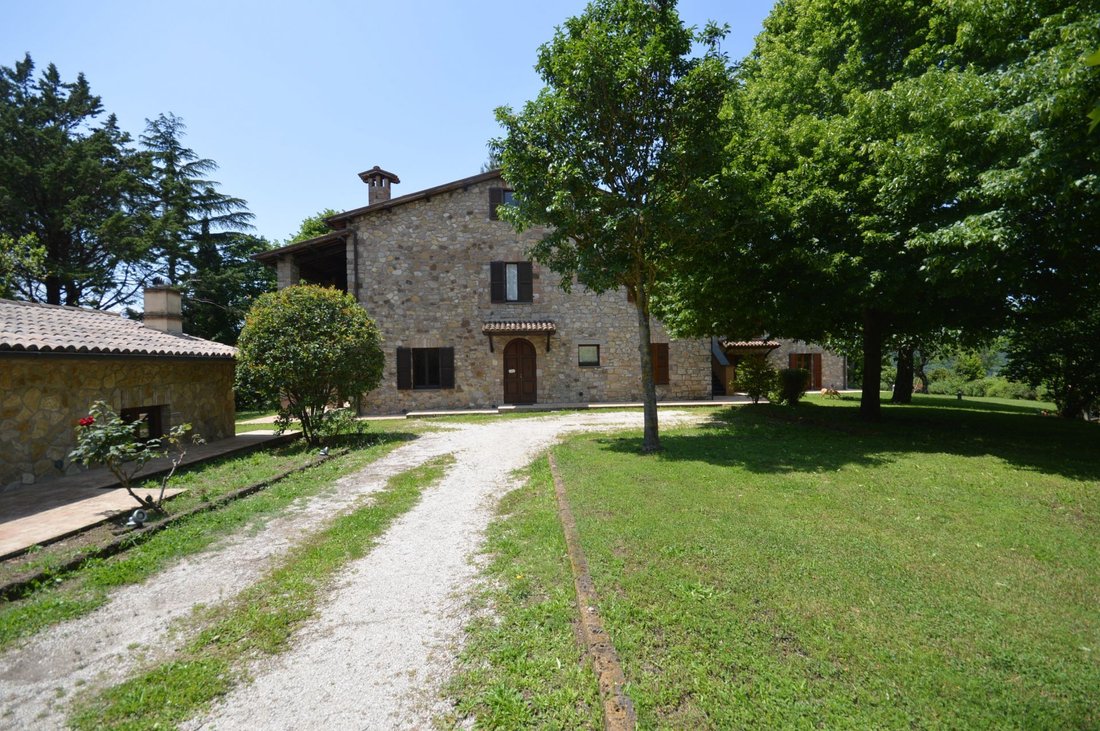 Villa en Baschi, Umbría, Italia 2 - 13062605