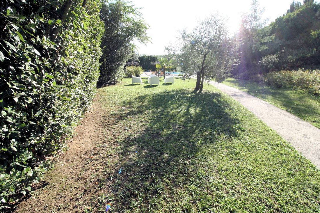 Country House in Lamporecchio, Tuscany, Italy 5 - 13059503