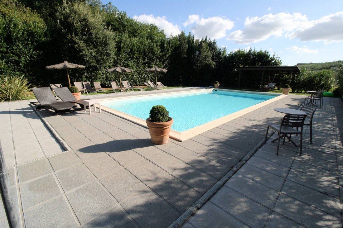 Country House in Lamporecchio, Tuscany, Italy 3 - 13059503