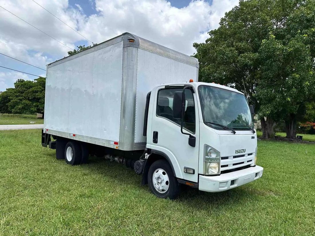 2010 Isuzu Npr In Cutler Bay, Florida, United States For Sale (13060192)