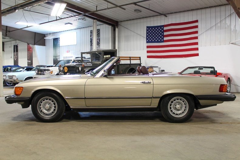 Cabriolet in Grand Rapids, Michigan, United States 2 - 13059848
