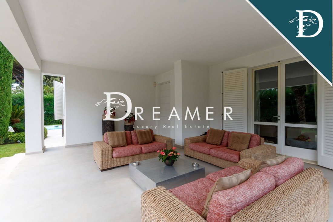 Villa in Center, Forte dei Marmi, Tuscany 3 - 13059408