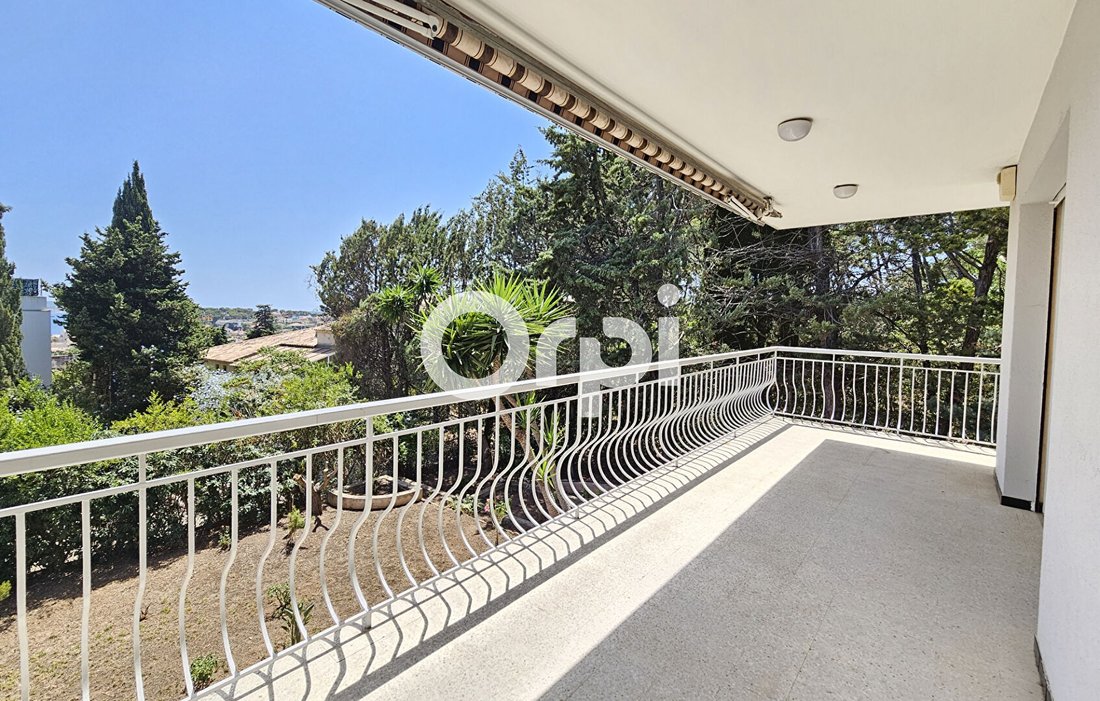 Apartment in Sanary-sur-Mer, Provence-Alpes-Côte d'Azur, France 1 - 13036639