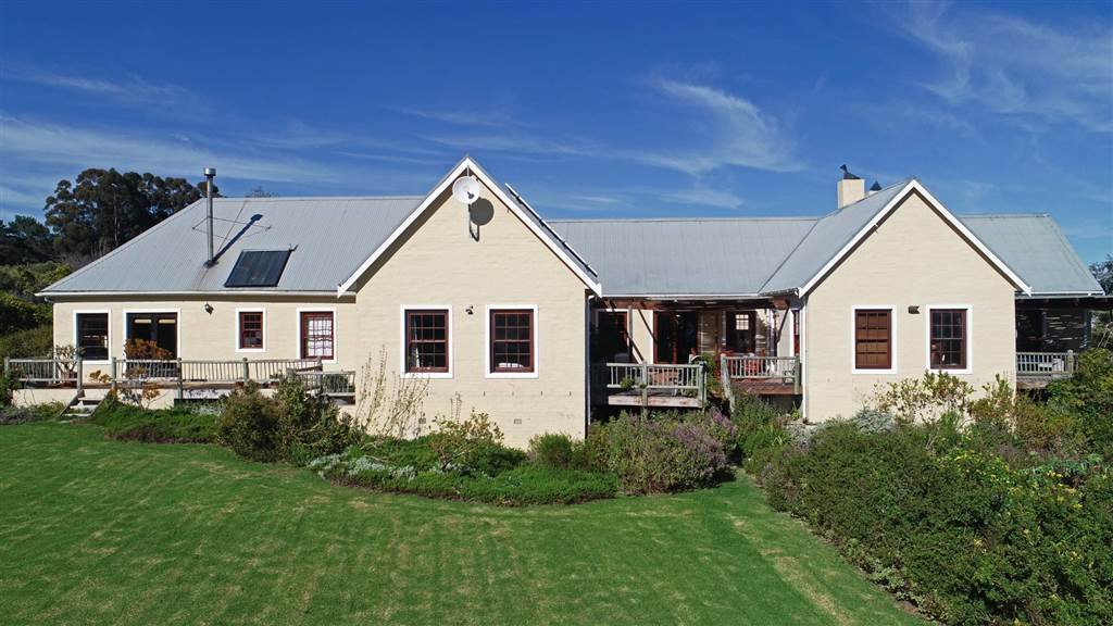 Lifestyle Smallholding Within In Stellenbosch Farms, Western Cape ...