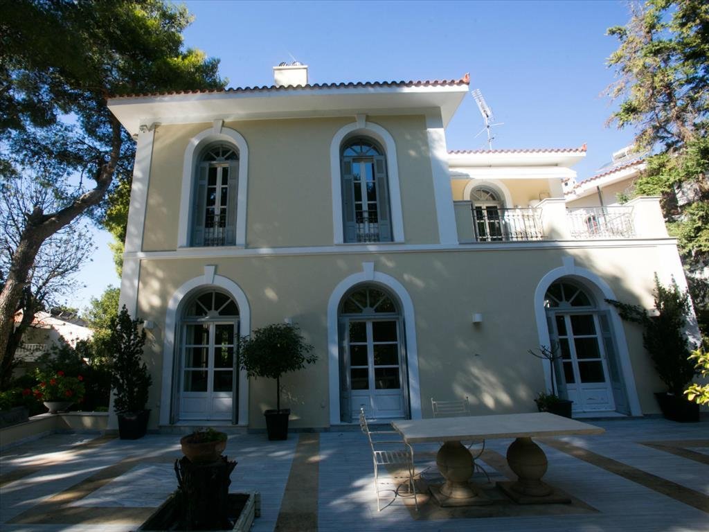 Detached House 556 Sqm In Athens, Greece In Athens, Greece For Sale