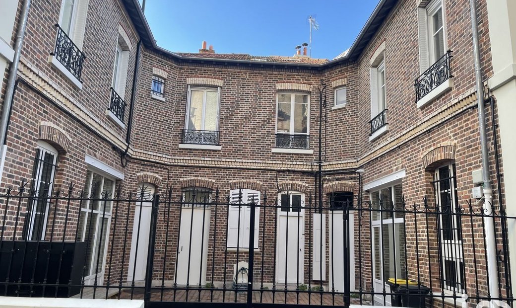 Vente Appartement 3 Pièces In Charenton Le Pont, France For Sale (13063920)