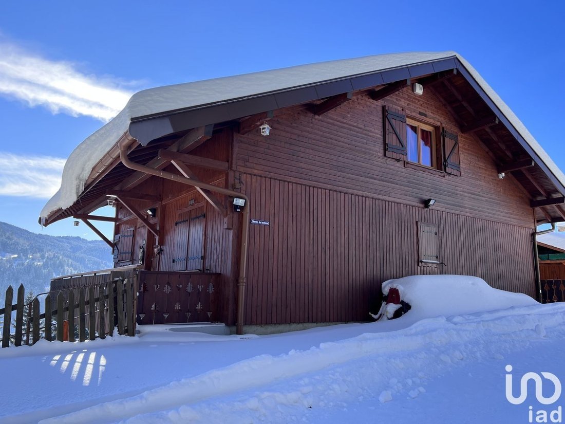 Vente Chalet 6 Pièces In Les Gets, Auvergne Rhône Alpes, France For