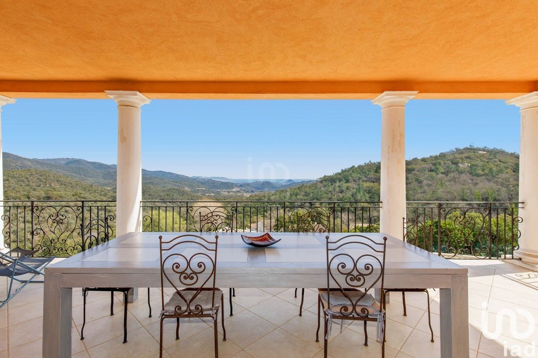 Vente In Les Adrets De L'estérel, Provence Alpes Côte D'azur, France