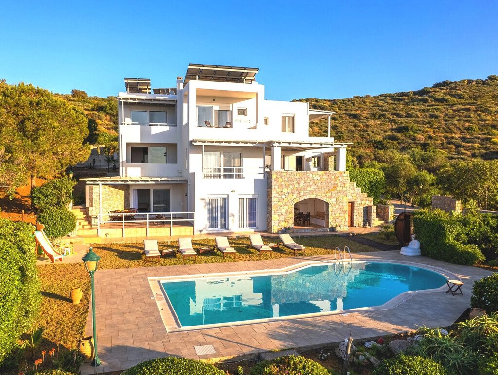Villa in Community of Achlada, Gazi, Greece 3 - 10551896