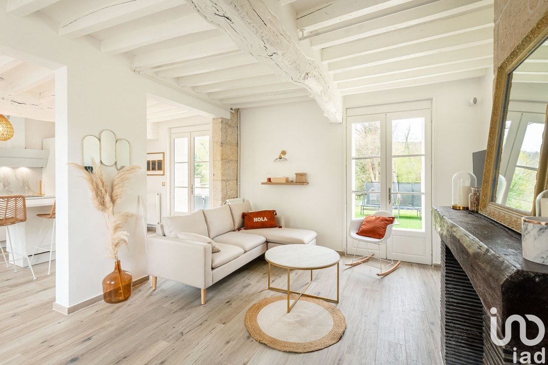 Vente Maison/Villa 8 Pièces In Pierrefonds, Hauts De France, France For