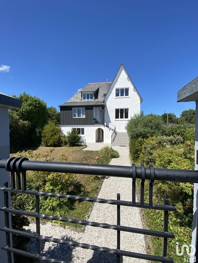 Vente Maison/Villa 8 Pièces In Binic étables Sur Mer, Brittany, France