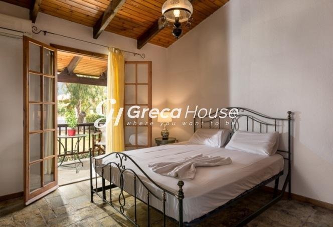 Villa in Agioi Theodoroi, Peloponnese, Western Greece and the Ionian, Greece 5 - 13065195