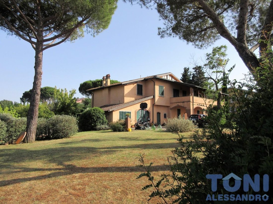 Villa in Bobolino, Montelupo Fiorentino, Tuscany 1 - 12567411