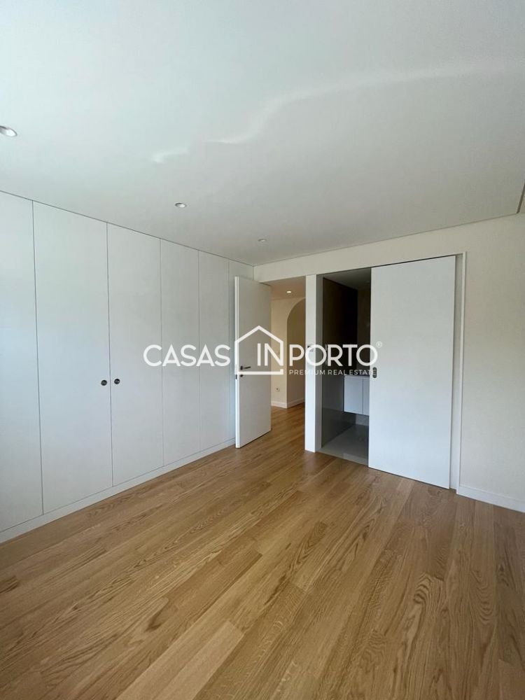 Apartment in Lordelo do Ouro e Massarelos, Porto District, Portugal 4 - 13069976