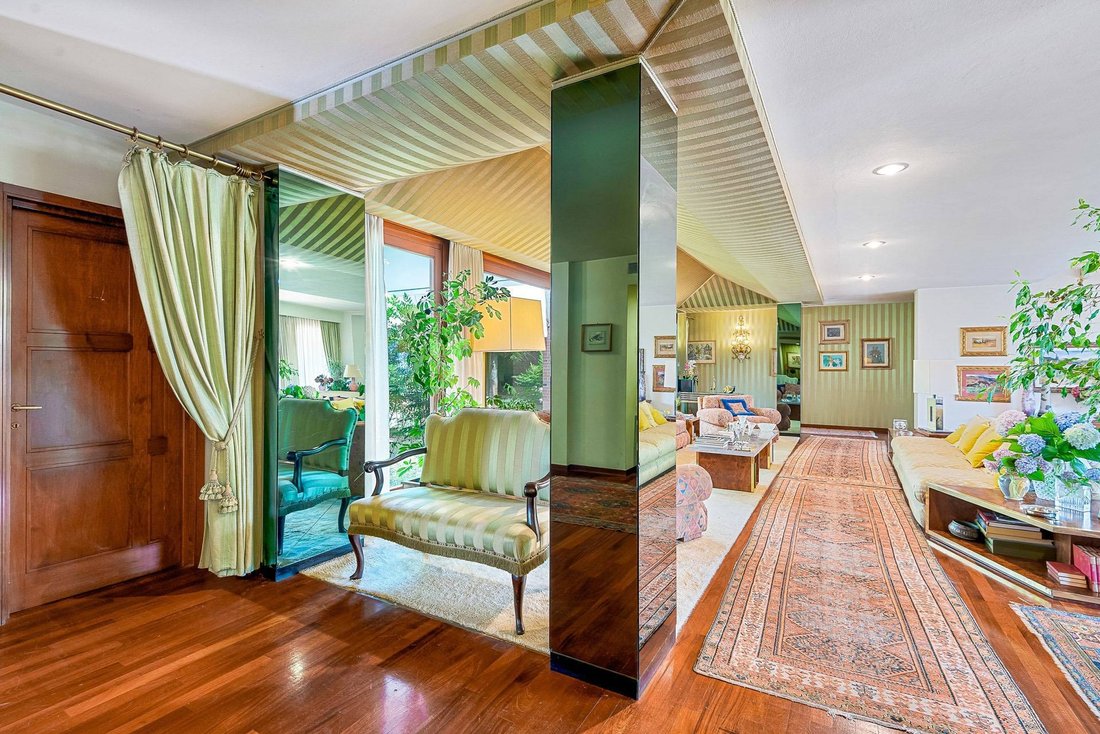 Villa a Lucca, Toscana, Italia 2 - 12934650