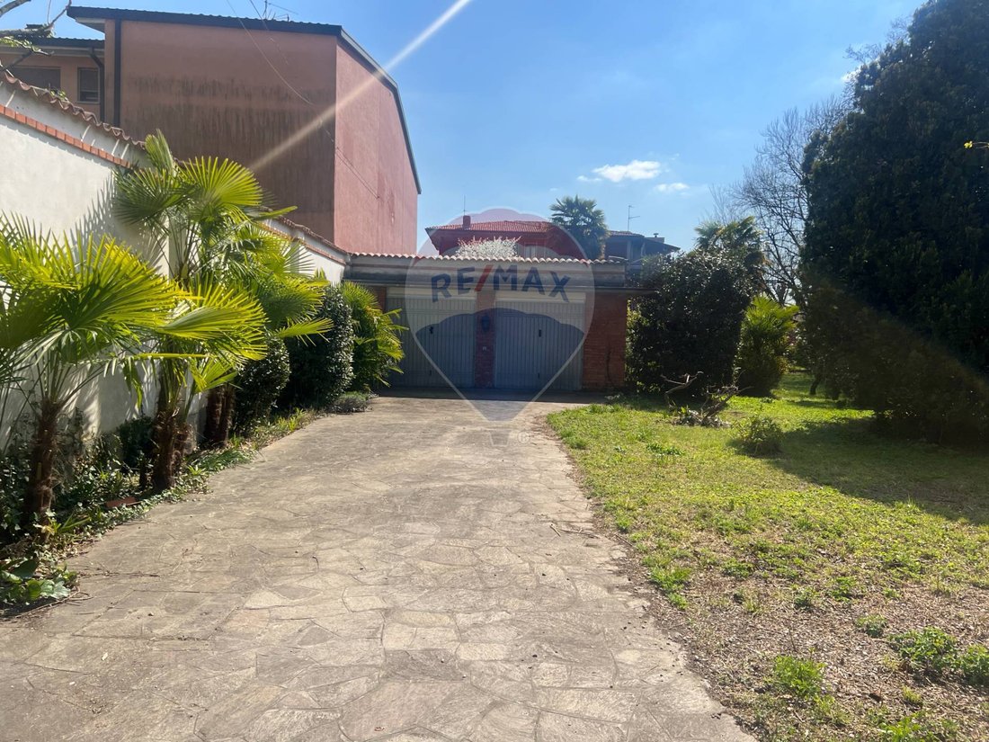 Villa in Castelli Calepio, Lombardy, Italy 5 - 13070985