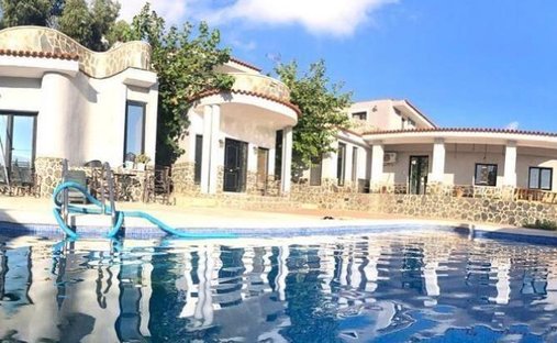 Villa in Alicante, Valencian Community, Spain 1